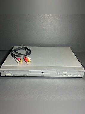 Sungale DVD2002A 2.1 Progressive Scan DVD CD MP3 Player - Tested & Works Great!